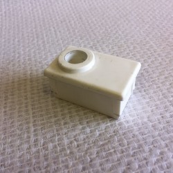 Bouchon blanc en PVC pour tube de 50x30 percé au diametre 12