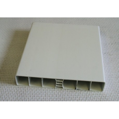 Lisse PVC 160 x 28 mm 1 mètre linéaire